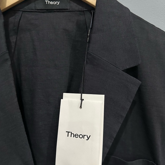 THEORY Boxy Patch Pocket Blazer in Stretch Linen Black - Picture 8 of 10